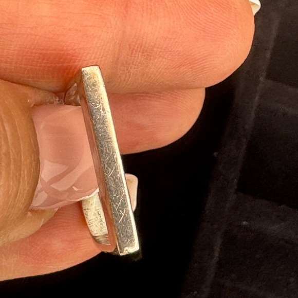 Gucci Silver Minimalist Ring with Geometric Design - Picture 11 of 16